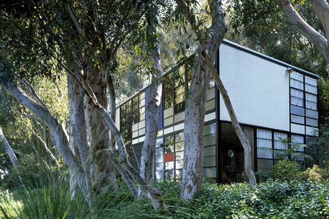 „Eames“ namas, dar vadinamas 8 pavyzdžio pavyzdžiu, kurį sukūrė Charlesas ir Ray Eamesai