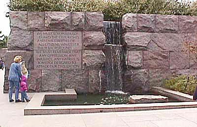 Krioklio nuotrauka FDR memorialo 2 kambaryje Vašingtone.