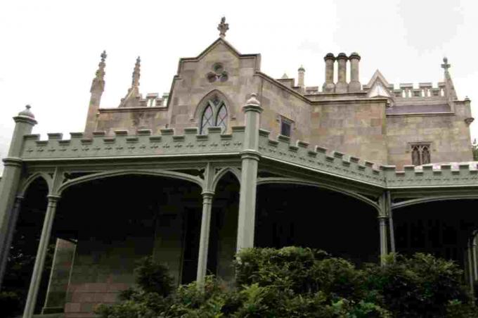 „Gothic Revival Details“ apie „Lyndhurst“ rūmus Tarrytown mieste, Niujorke