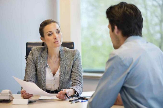 „Entrevista entre un hombre y una mujer“.