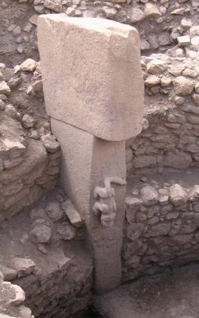„Gobekli Tepe“ viršutinė kolona