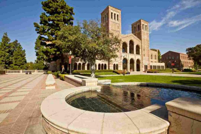 Kalifornijos universitetas, Los Andželas (UCLA)